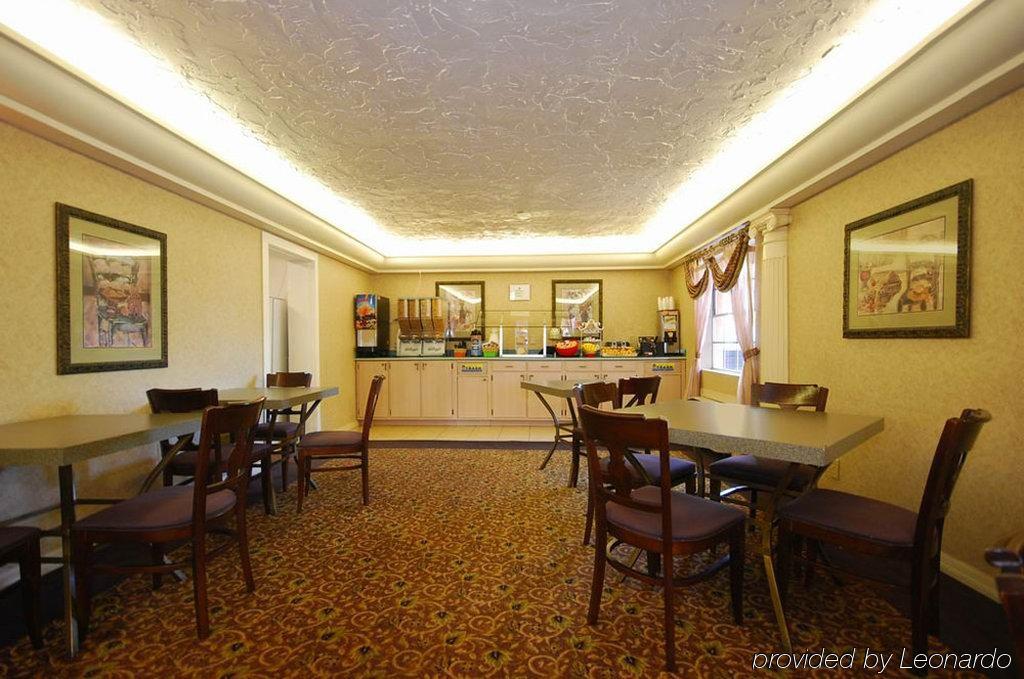 Baymont By Wyndham Lake City Restaurant bilde