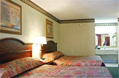 Baymont By Wyndham Lake City Rom bilde